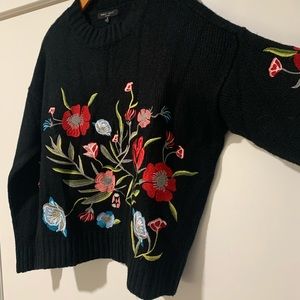 Romeo + Juliet Couture Sweater